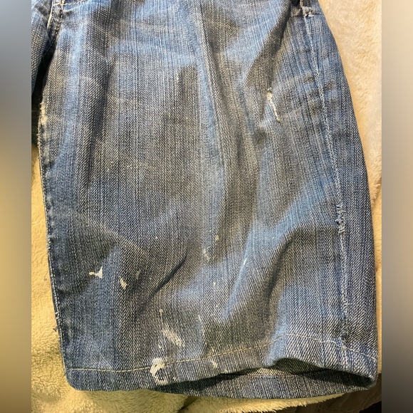 Distressed 7 For All Mankind Denim Shorts, Women’s Size 32 - Picture 5 of 15